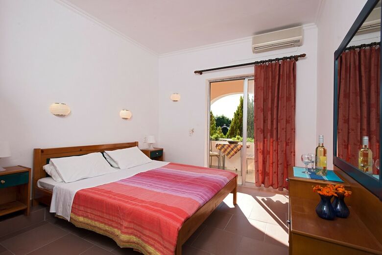 Hotel Blue Lagoon
