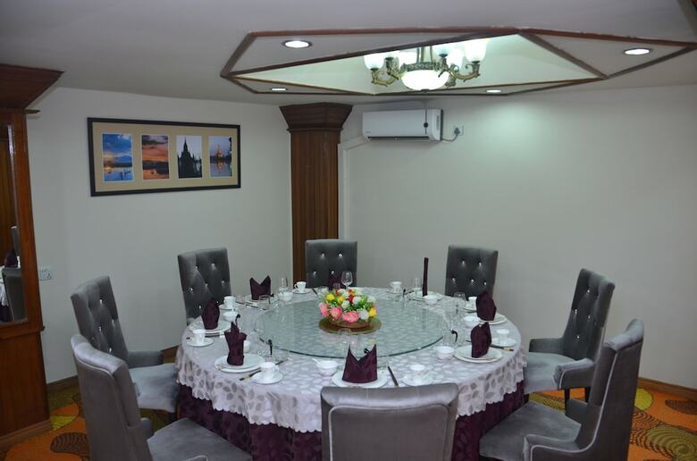 City Star Hotel