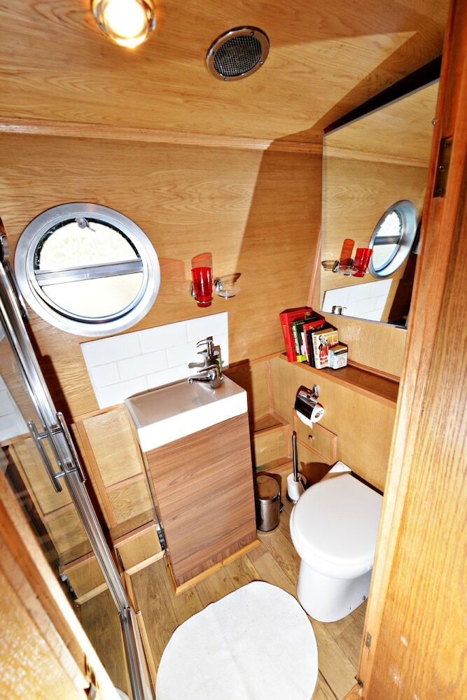 Apartamentos The Four Sisters Boatel