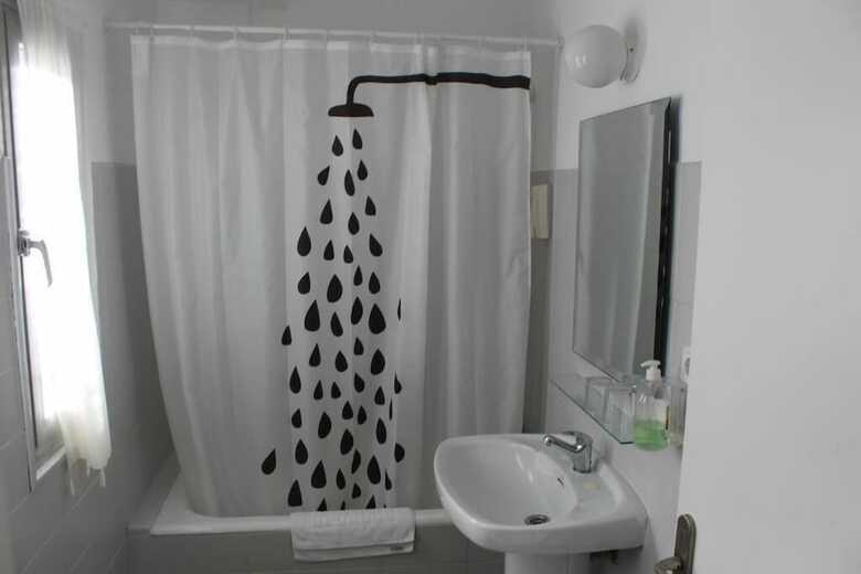 Oyo Hostal Paco