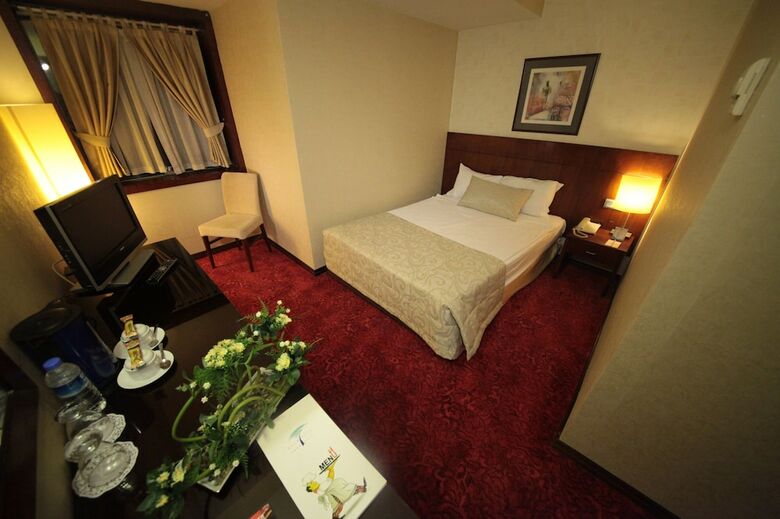 Palm City Hotel