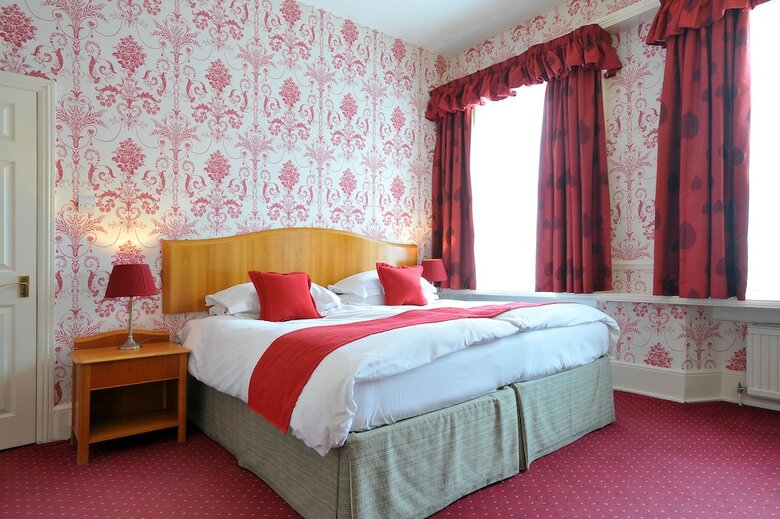 The Royal Hotel