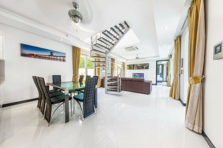 Hollywood Pool Villa Jomtien Pattaya