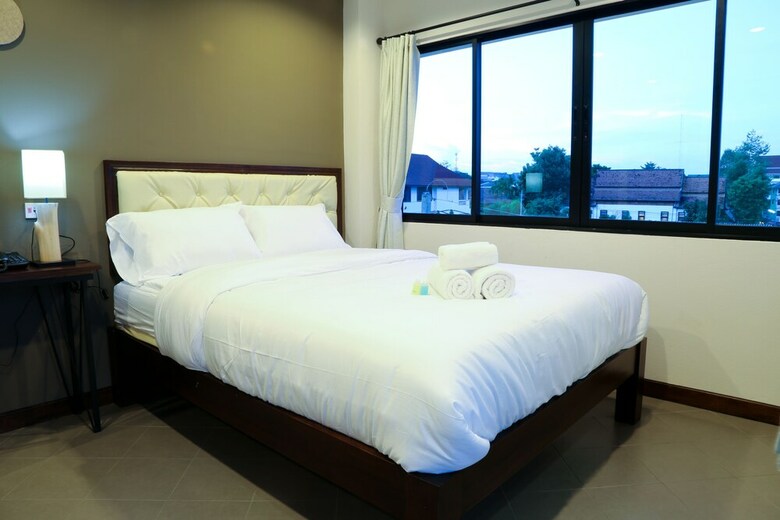 Hostal Sabai Hotel And Hostel
