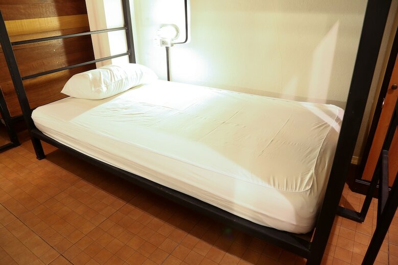 Hostal Sabai Hotel And Hostel