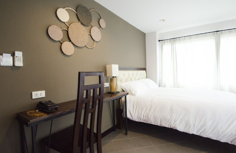 Hostal Sabai Hotel And Hostel