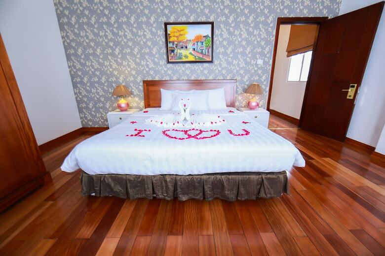 Hanoi 3b Premier Hotel