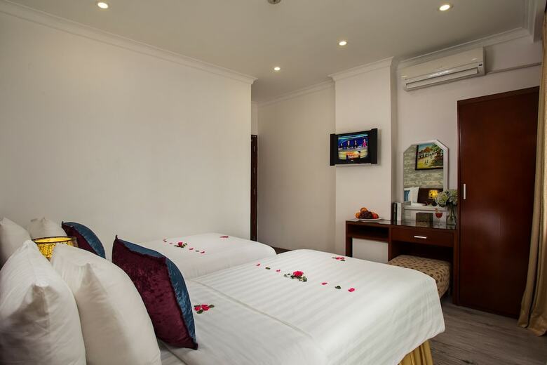 Hanoi 3b Premier Hotel