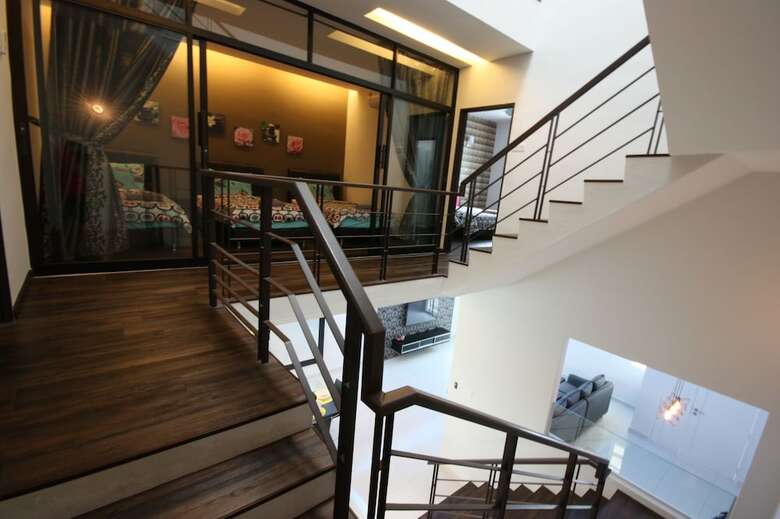 Shamrock Beach Villas Seaview 15