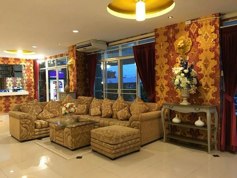 Hotel Grand Holiday Residence