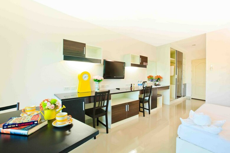 Hotel Grand Holiday Residence