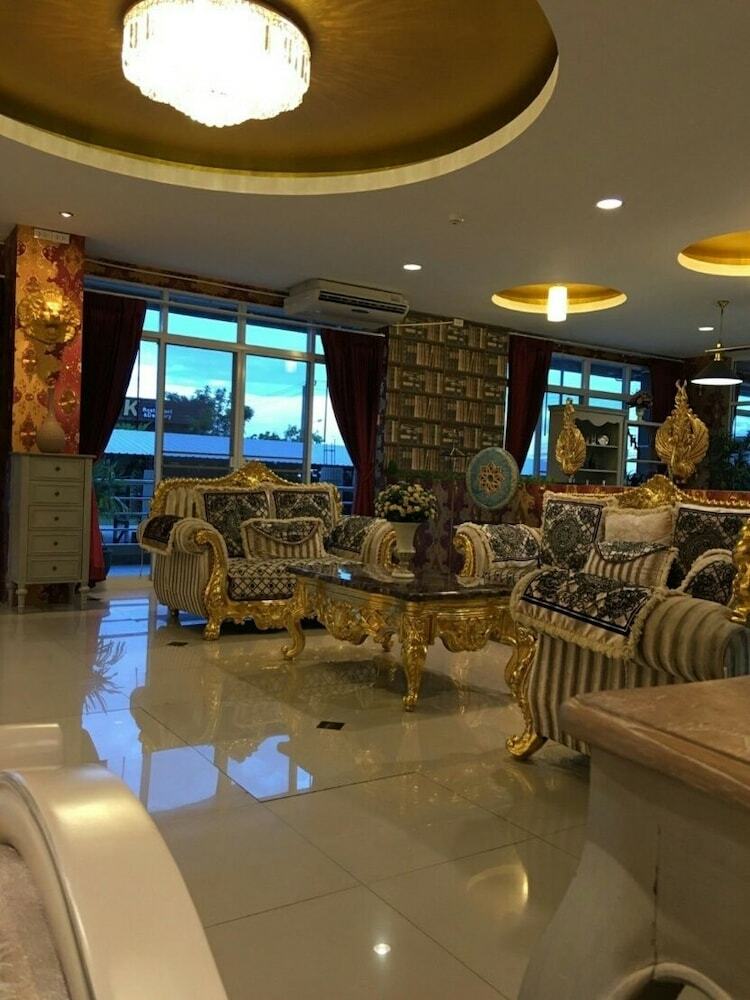 Hotel Grand Holiday Residence
