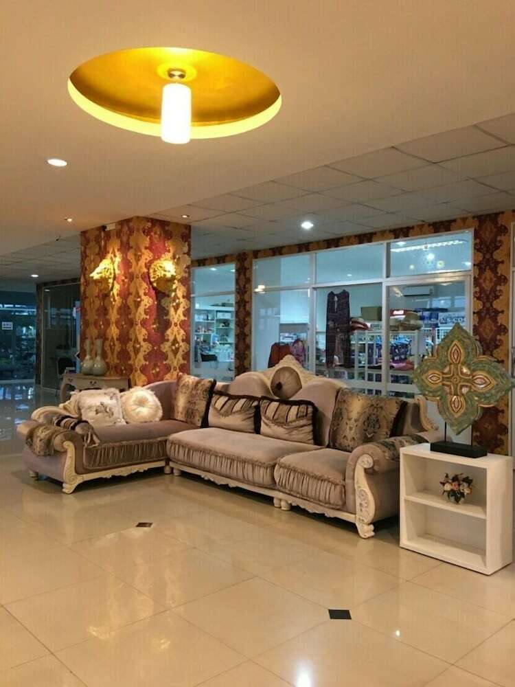 Hotel Grand Holiday Residence