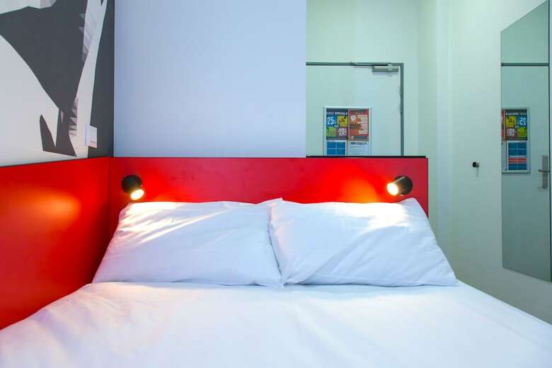 Hostal St Christopher's Budget Hotel Paris