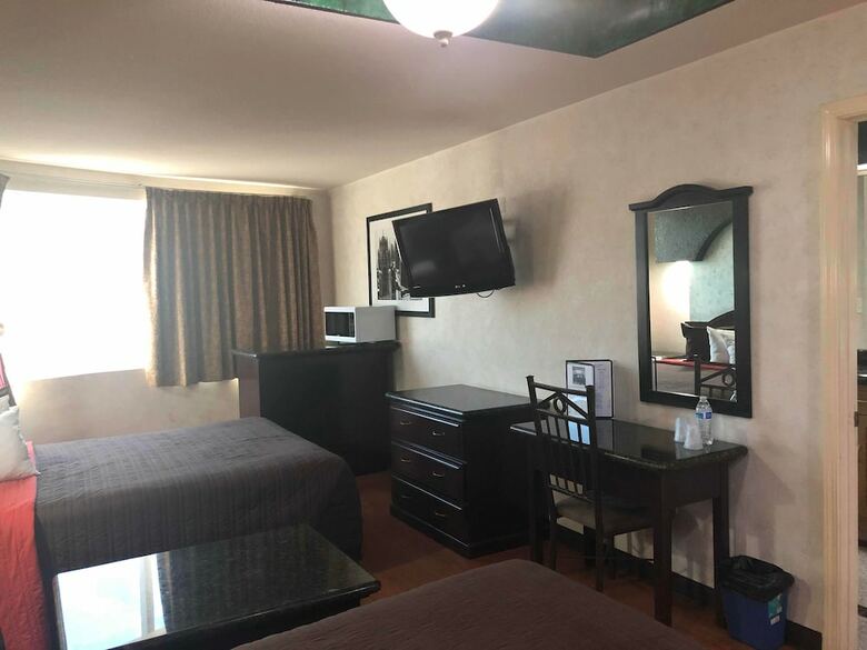Hotel Real Inn Tijuana