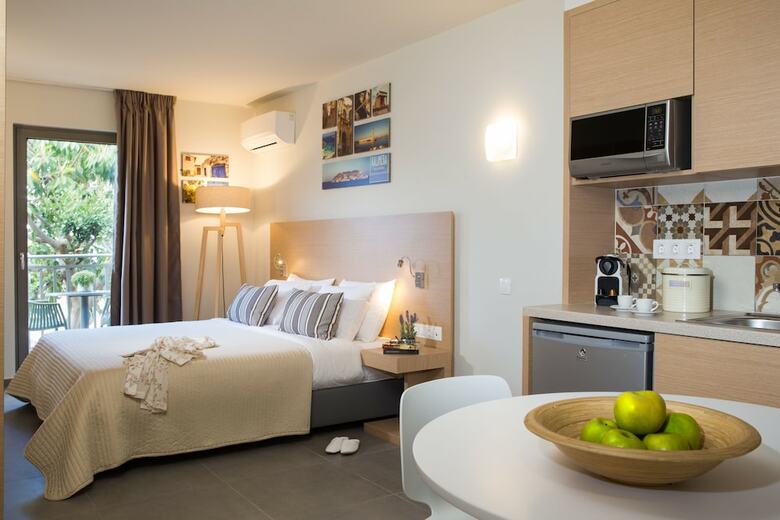 Aparthotel Sundance Apartments And Suites