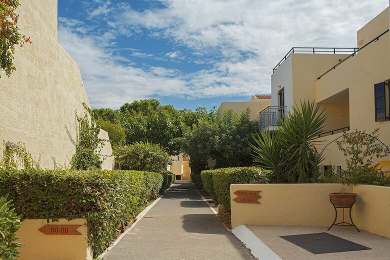Aparthotel Sundance Apartments And Suites
