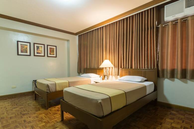 Aparthotel Tropicana Suites