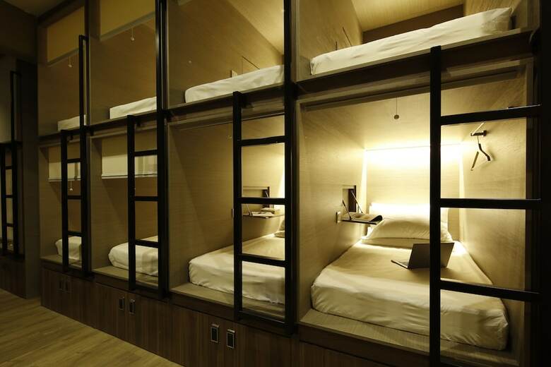 Beat. Capsule Hostel @ Boat Quay