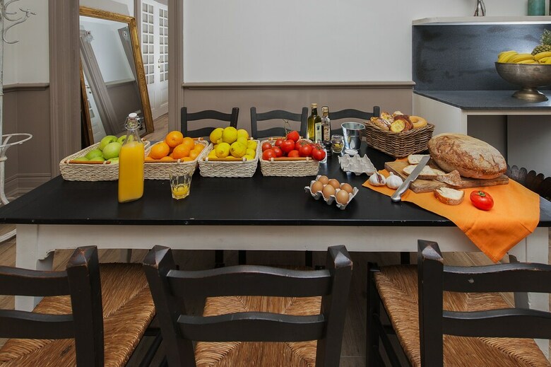 Bed & Breakfast C�t� Rome Colosseo