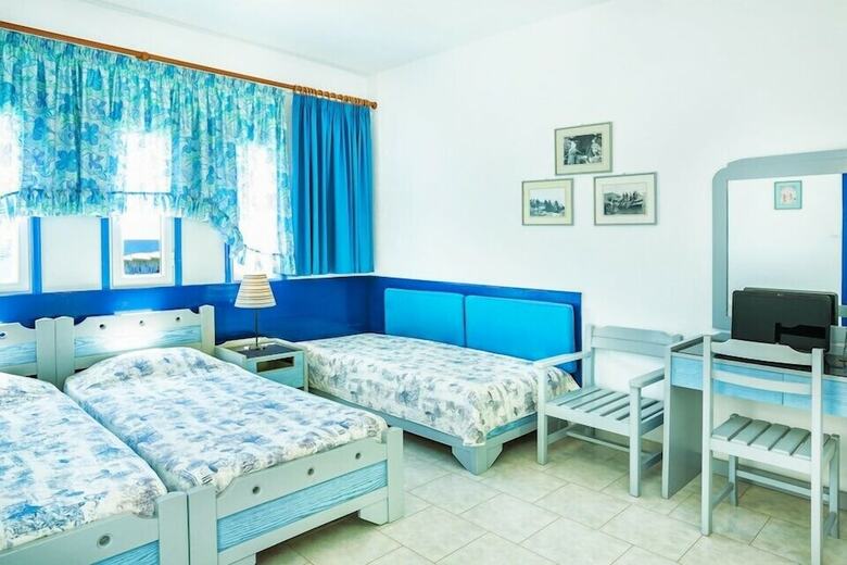 Xenios Faros Apartments