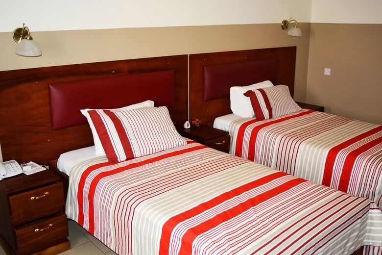 Kunta Kinte Hotel