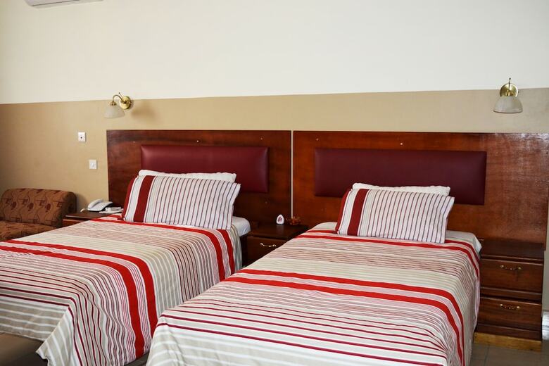 Kunta Kinte Hotel