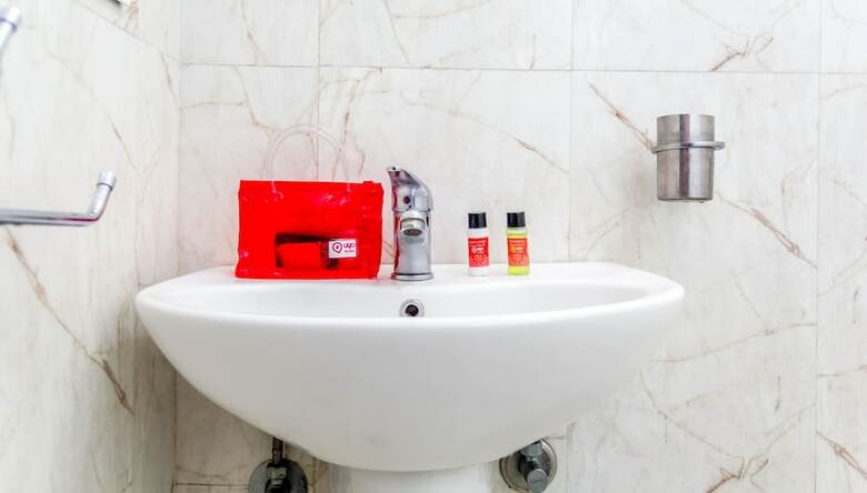 Oyo 1661 Hotel Athidi Grand