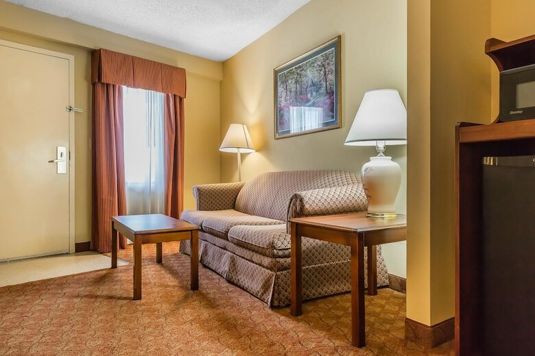 Hotel Quality Inn Calera I-65 Exit 231