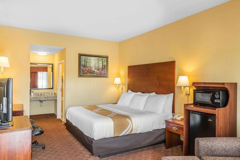 Hotel Quality Inn Calera I-65 Exit 231