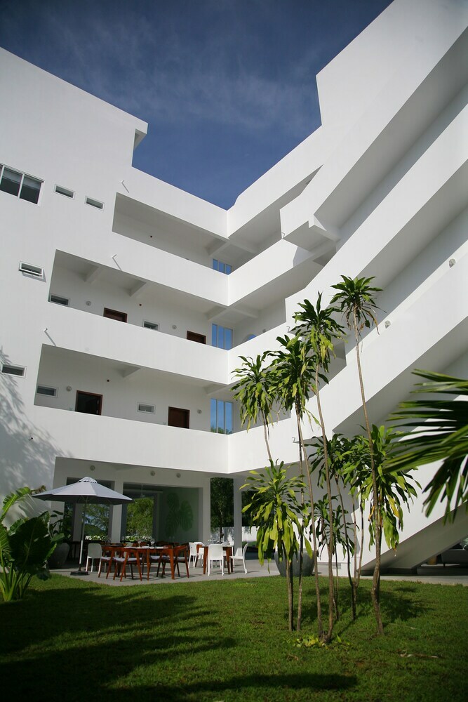 Hotel Naia Resort