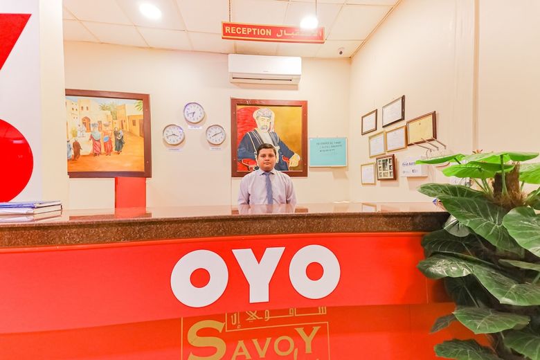 Oyo 122 Savoy Inn Hotel