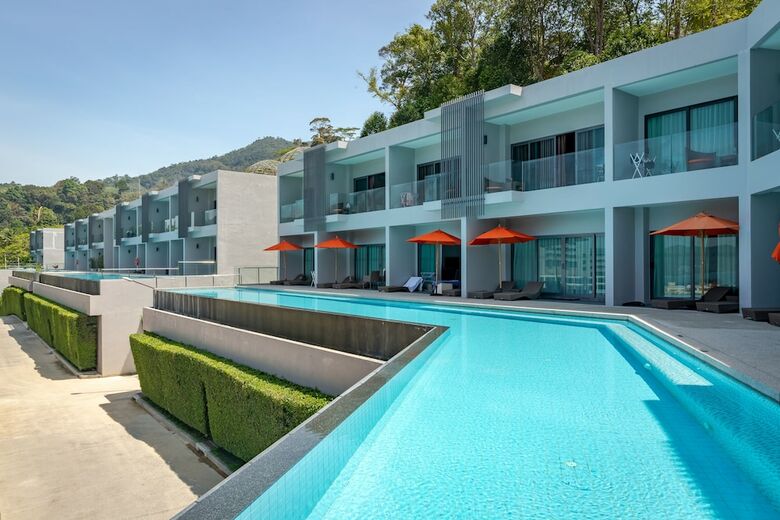 Hotel Patong Bay Hill Resort