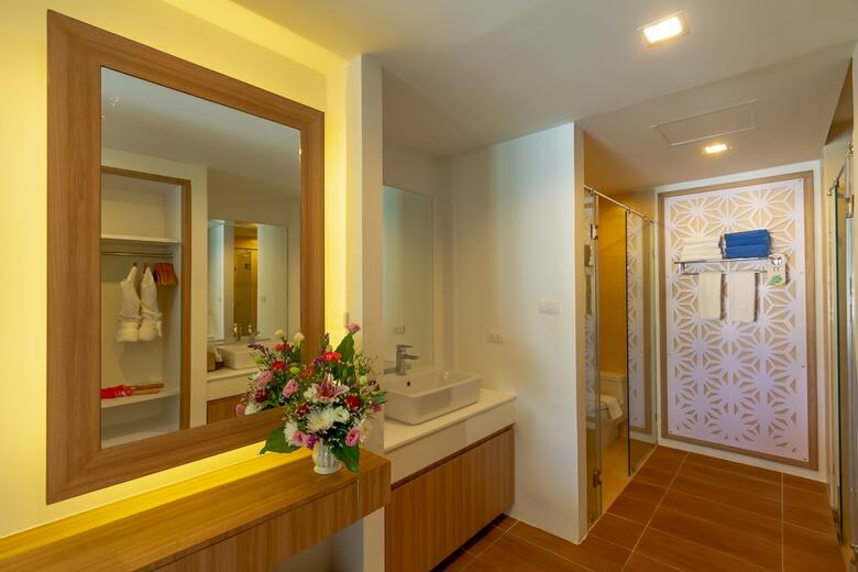 Hotel Patong Bay Hill Resort