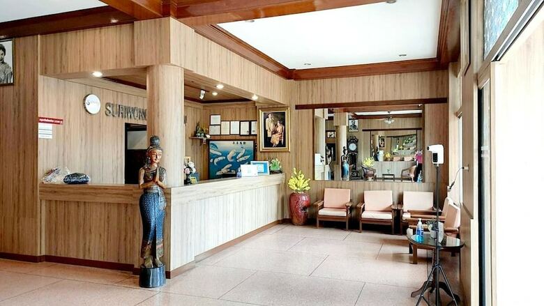 Suriwong Chumphon Hotel