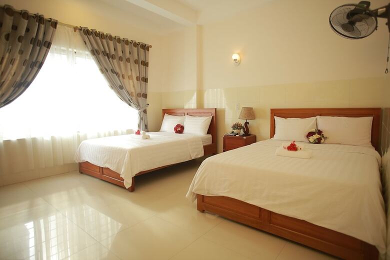 Nam Quan Hotel