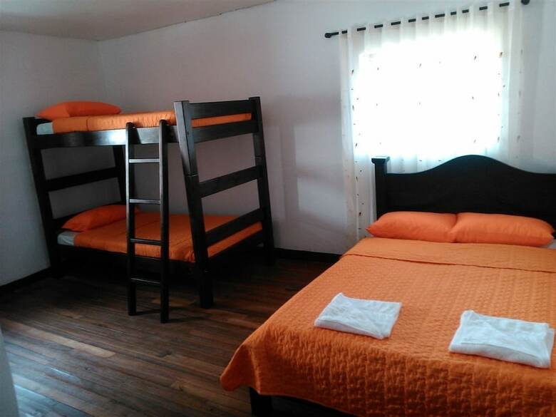 Hostal Hotel Casa Del Colibr�