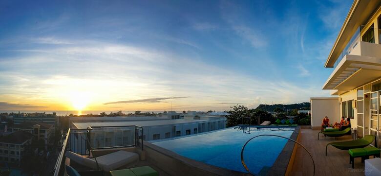 Lime Hotel Boracay
