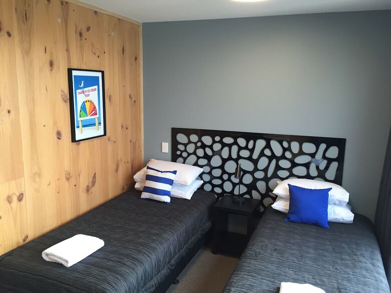 Hostal All Stars Inn - Hostel & Hotel Accommodation