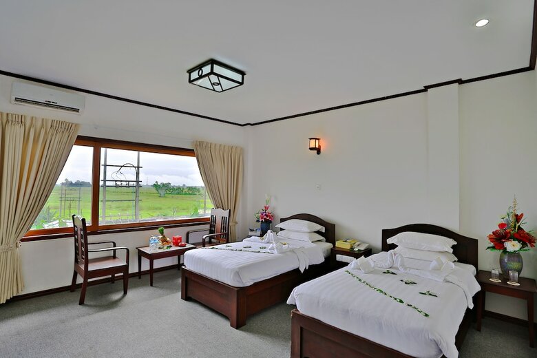 Hotel Shwe Pyi 115 Miles