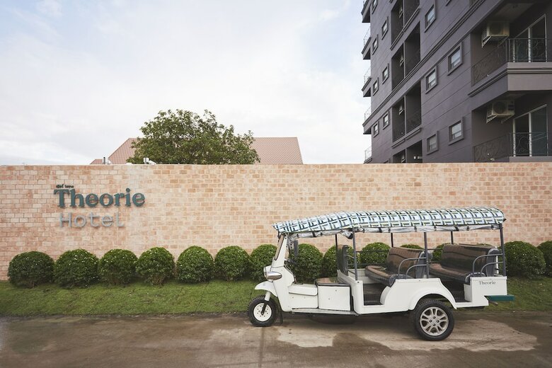 Theorie Hotel Sukhumvit 107