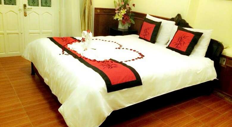 Hue Home Hotel