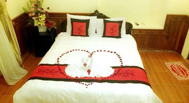 Hue Home Hotel