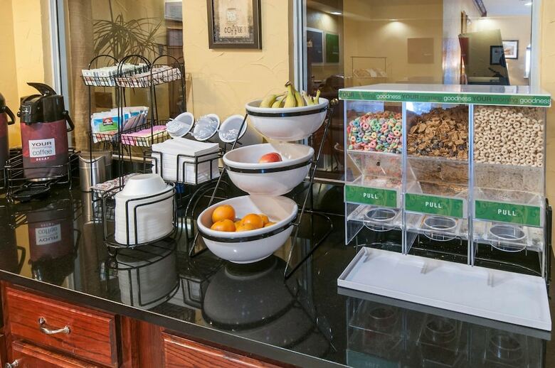 Hotel Comfort Inn