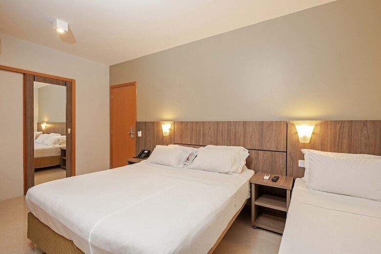 Hotel Slaviero Slim Curitiba Av. Das Torres
