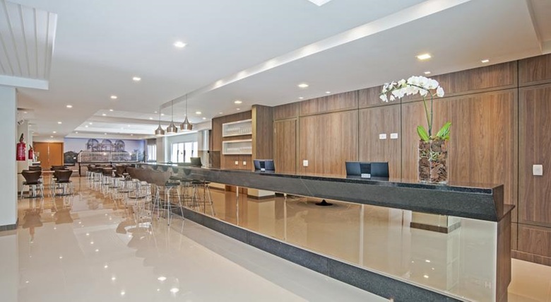 Hotel Slaviero Slim Curitiba Av. Das Torres