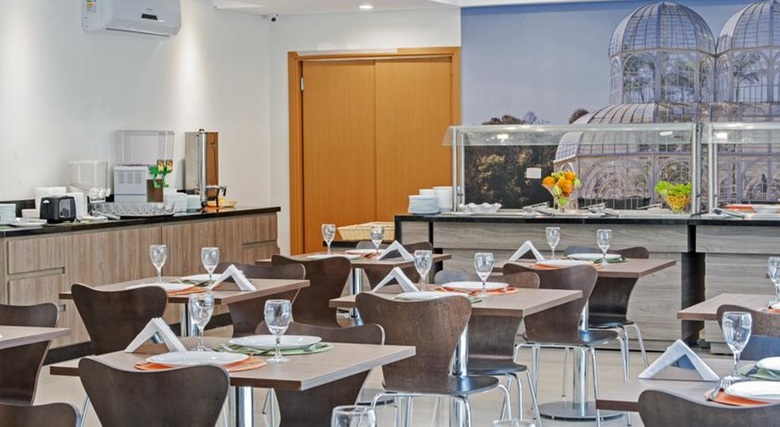Hotel Slaviero Slim Curitiba Av. Das Torres