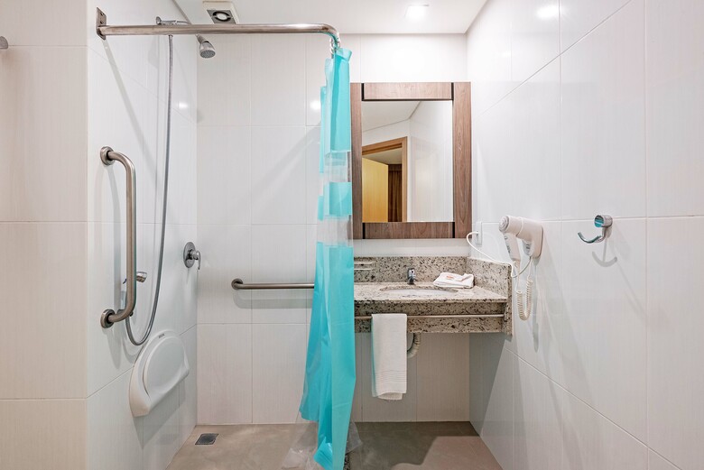 Hotel Slaviero Slim Curitiba Av. Das Torres