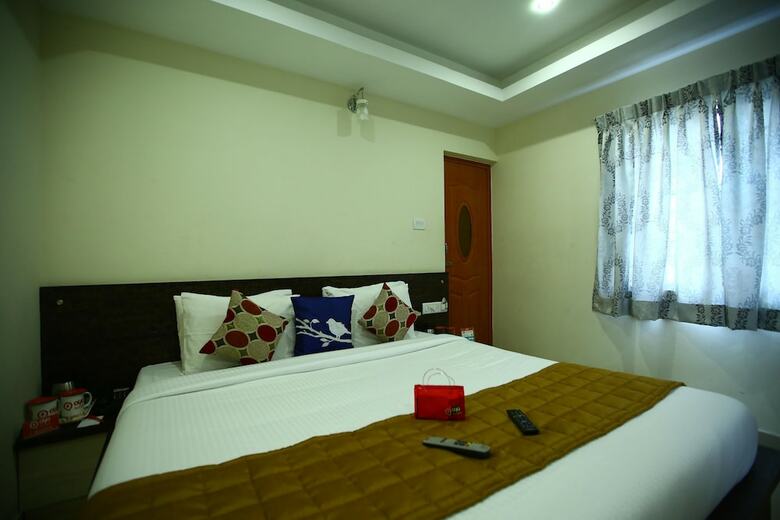 Hotel Oyo 1223 Maruthi Residency