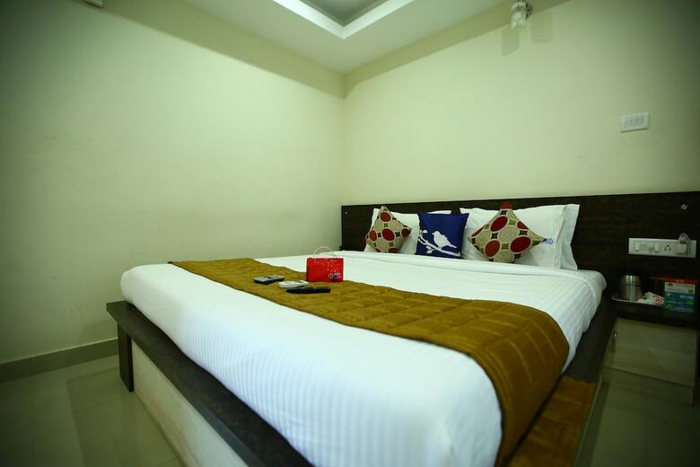 Hotel Oyo 1223 Maruthi Residency